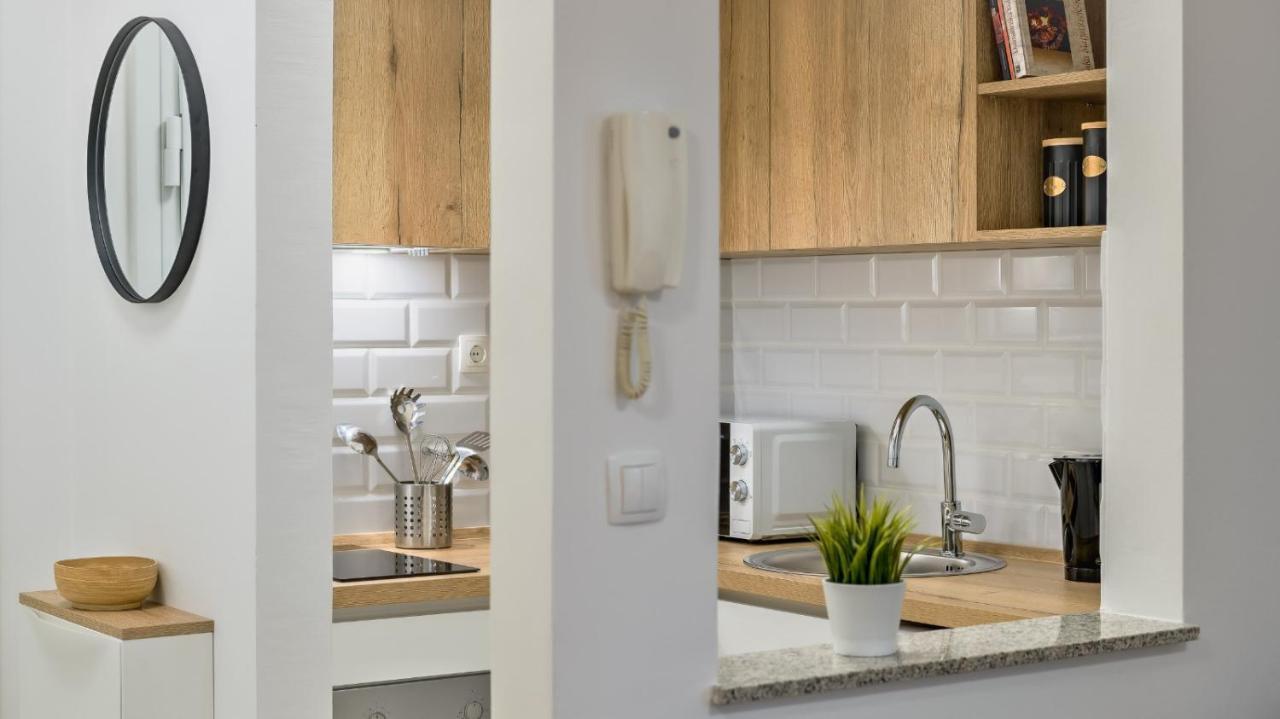 Aurelia'S Stylish Place With Free Parking 자그레브 외부 사진